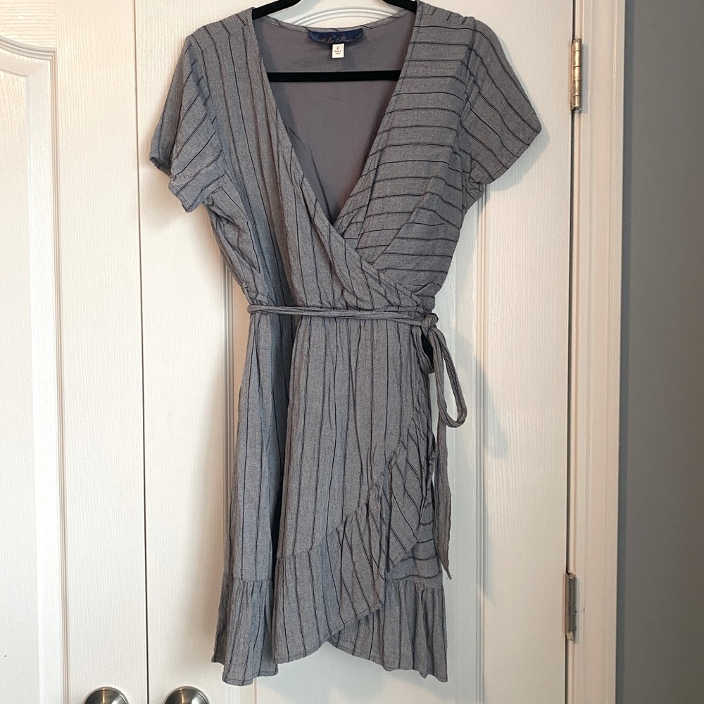 Francesca’s Grey/Blue Wrap Dress